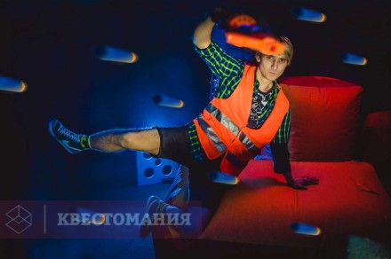 Экшн-игра Нерф-батл: стрельба бластерами